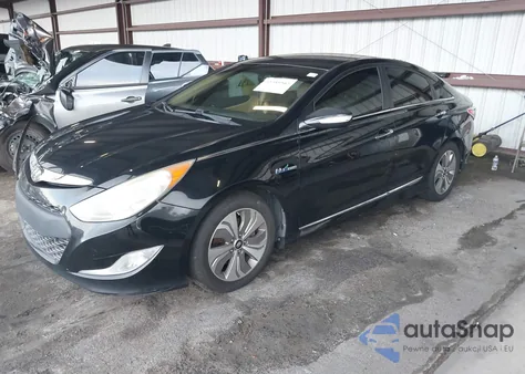 2013 Hyundai Sonata Hybrid Limited z USA, uszkodzony, nr VIN KMHEC4A49DA074194